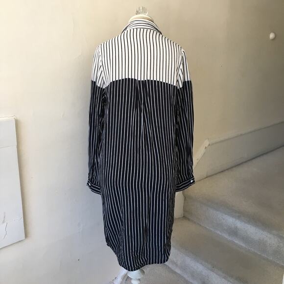 DO+BE long Striped black and white button top - Picture 3 of 6